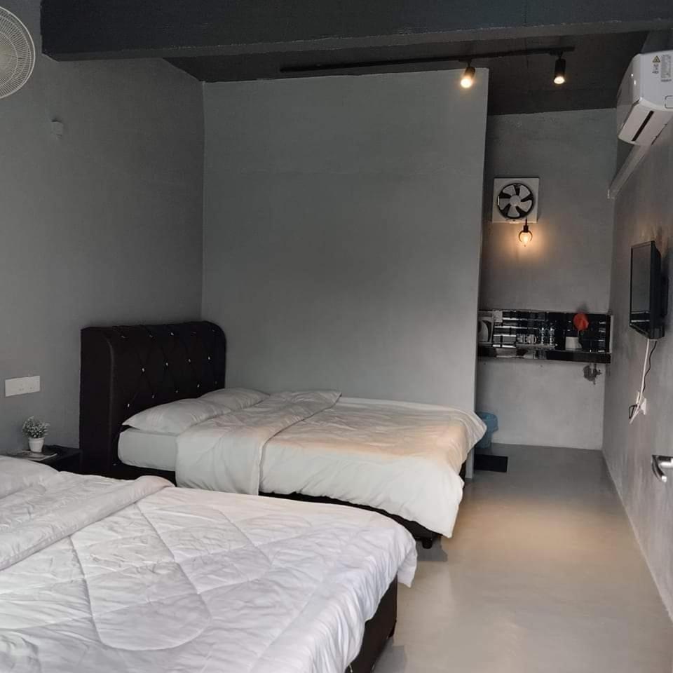 Adana Homestay & Pool Kangar Zewnętrze zdjęcie