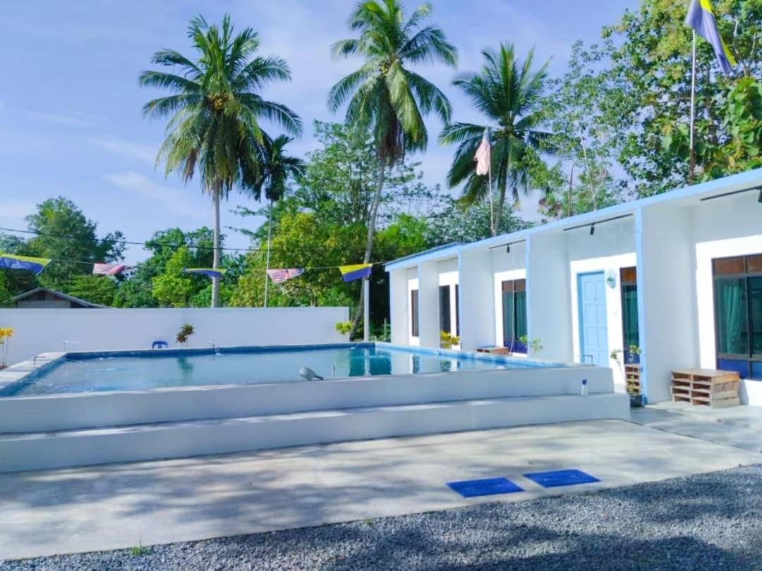 Adana Homestay & Pool Kangar Zewnętrze zdjęcie